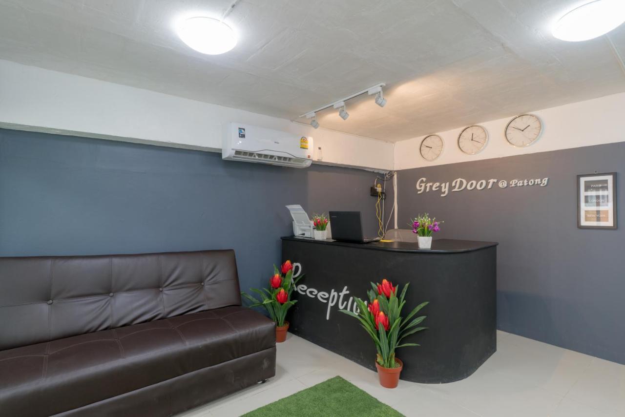 Grey Door Hotel Patong Bagian luar foto