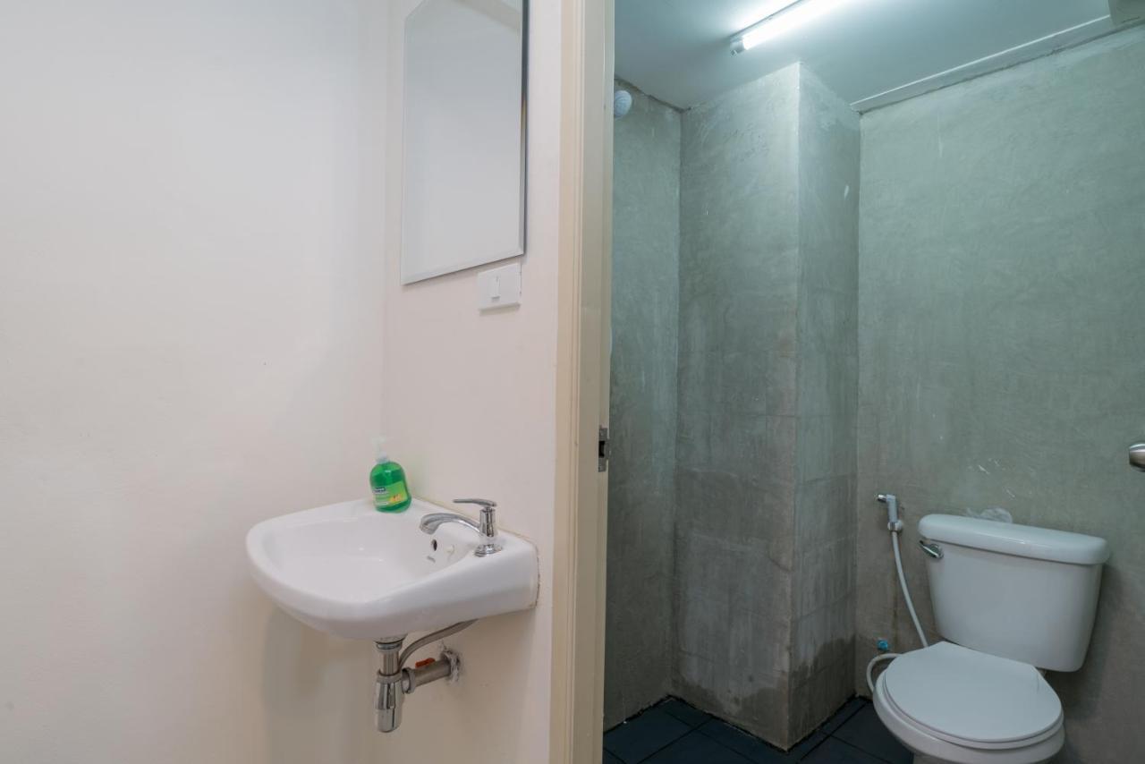 Grey Door Hotel Patong Bagian luar foto